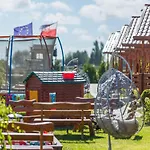 Cottages, Hot Tub And Sauna Included