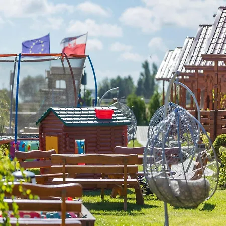 Cottages, Hot Tub And Sauna Included