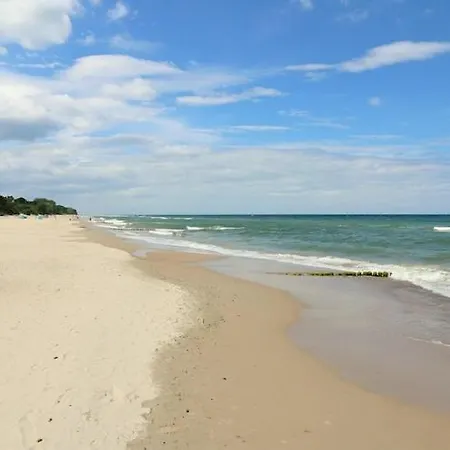 Cottages, Hot Tub And Sauna Included Hébergement de vacances Gąski